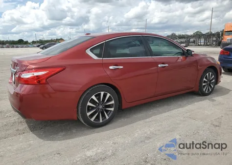 2016 Nissan Altima 2.5 from USA, damaged, VIN 1N4AL3AP8GC180710